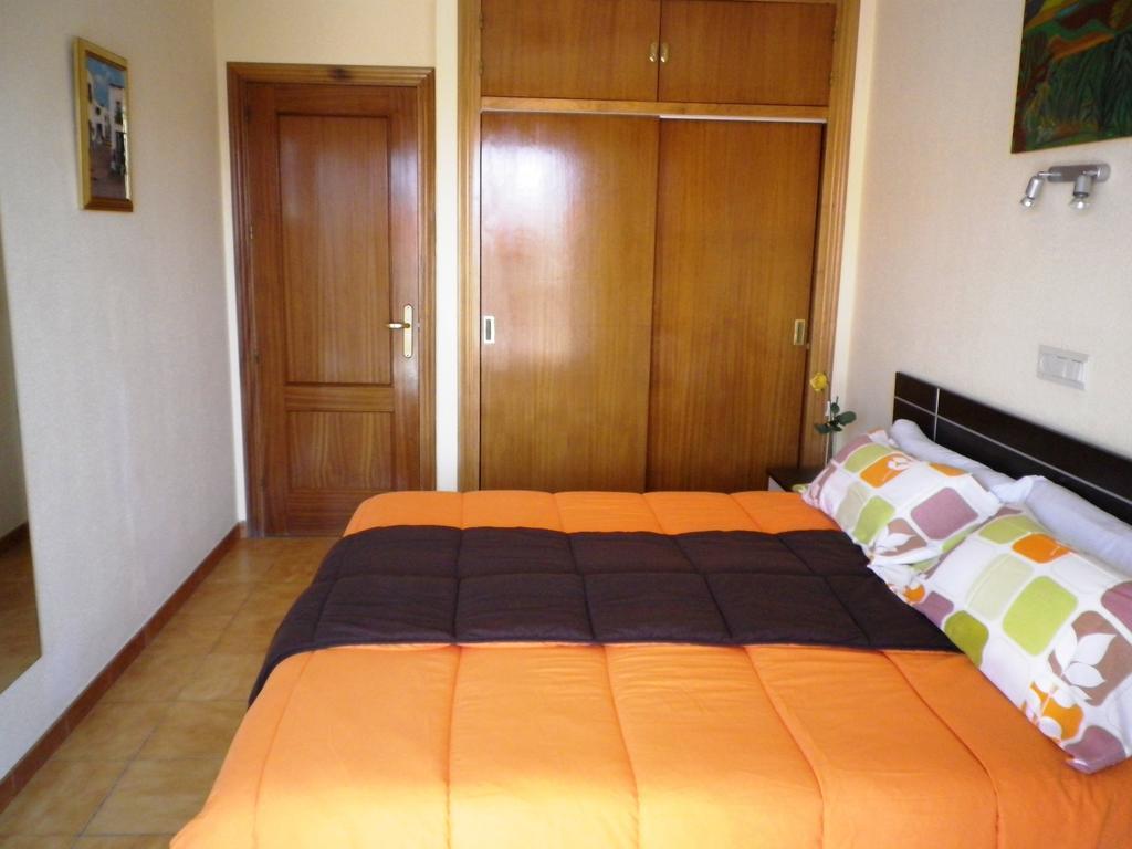 Apartamentos Turisticos Yamasol Фуeнхирола Стая снимка