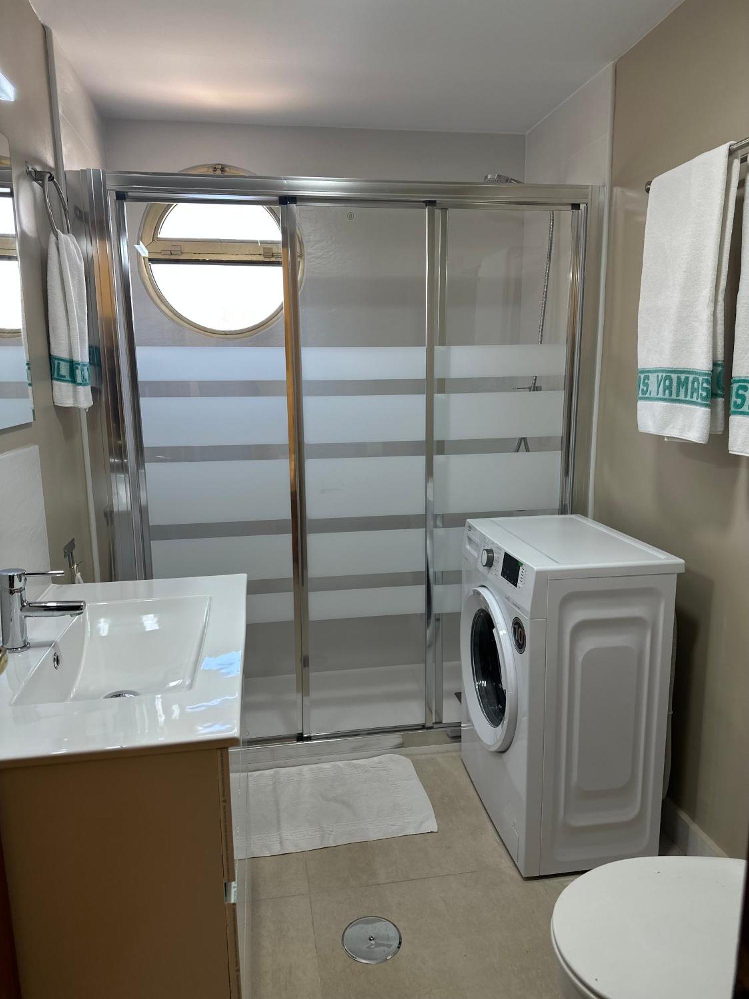 Apartamentos Turisticos Yamasol Фуeнхирола Екстериор снимка